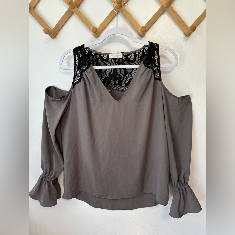 Ramy Brook Abigail Lace Knit Cold Shoulder Blouse Long Sleeve‎ Gray Size Small